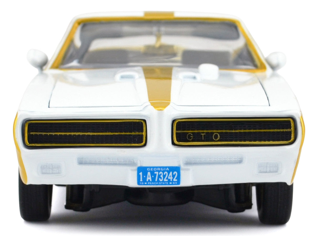 1969 Pontiac GTO Judge White Metallic with Gold Stripes "Luxe Legends" Series 1/24 Diecast Model Car by Motormax