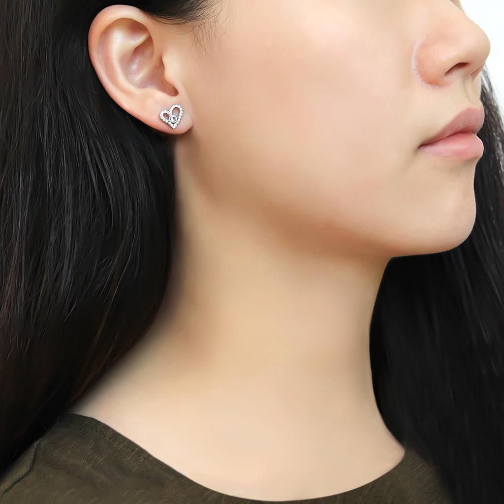 DA075 - High polished (no plating) Stainless Steel Earrings with AAA Grade CZ in Clear