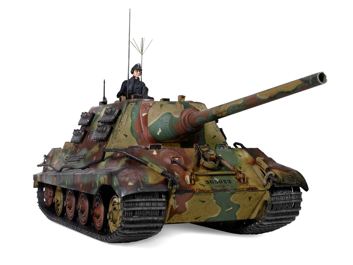 German Sd.Kfz.186 Panzerjager Tiger Ausf. B Heavy Tank "JagdTiger (Henschel suspension) No.331 sPzJgrAbt 653 Germany" (1945) German Army "Armored Fighting Vehicle" Series 1/32 Diecast Model by Forces of Valor