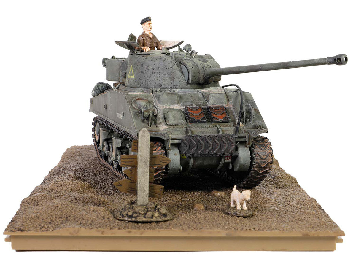 British Sherman Firefly Vc. Tank "8th Armoured Brigade 24th Lancer 13/18th Hussars Normandy" (1944) British Royal Army "Armored Fighting Vehicle" Series 1/32 Diecast Model by Forces of Valor