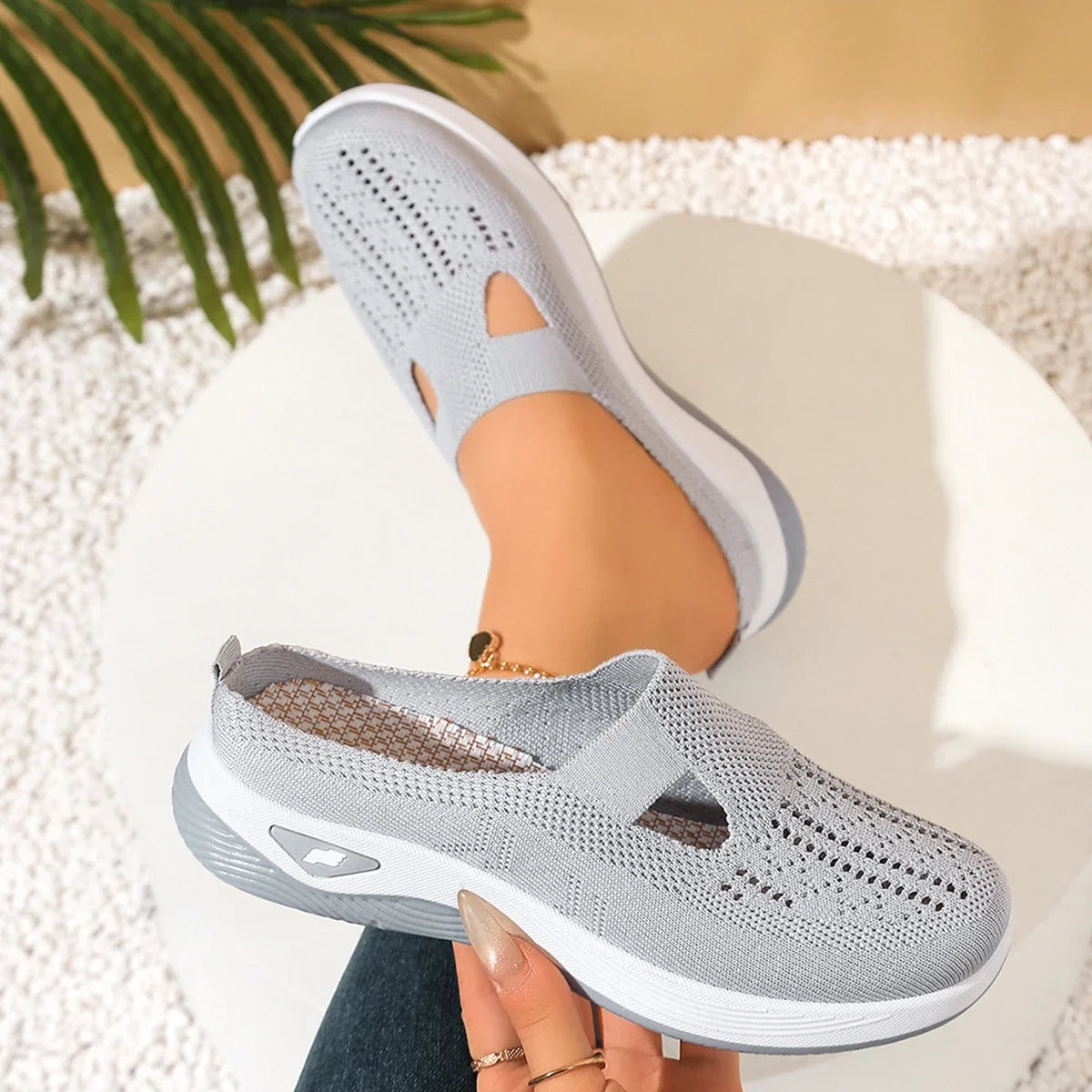 Women shoes Convenient and comfortable at home, one foot with a vent and half slipper women's summer shoes free shippiing shoes