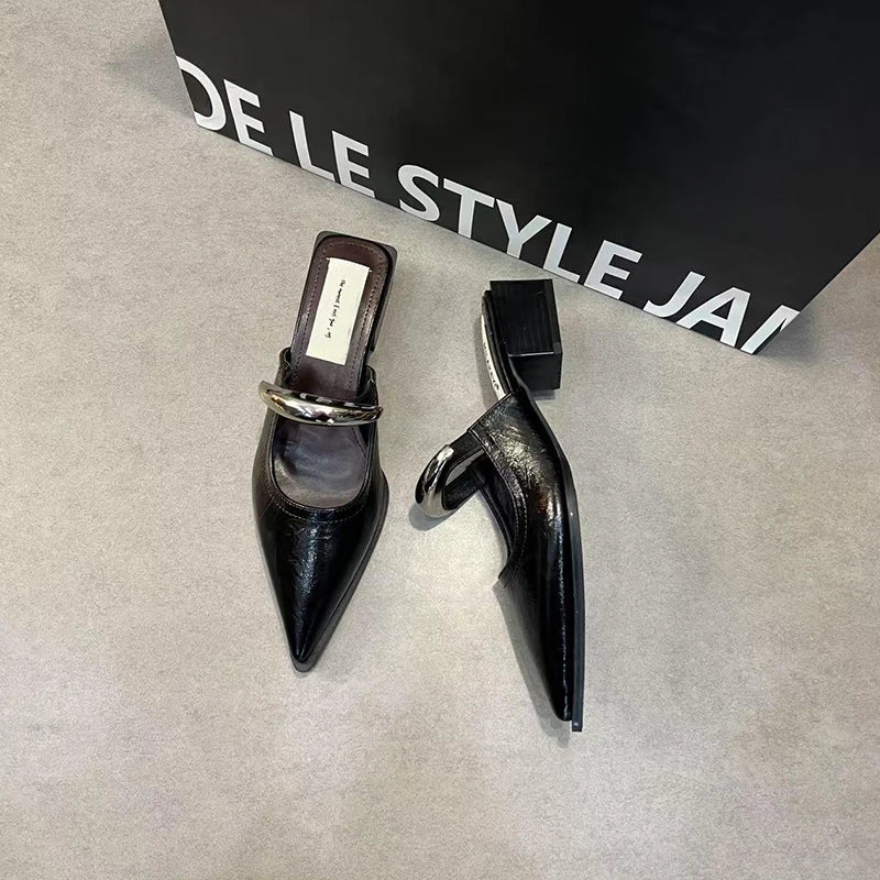 Summer Women Cover Toe Mules Slippers Fashion Metal Decoration Thick Heel Slide Shoes Comfort Street Style Footwear