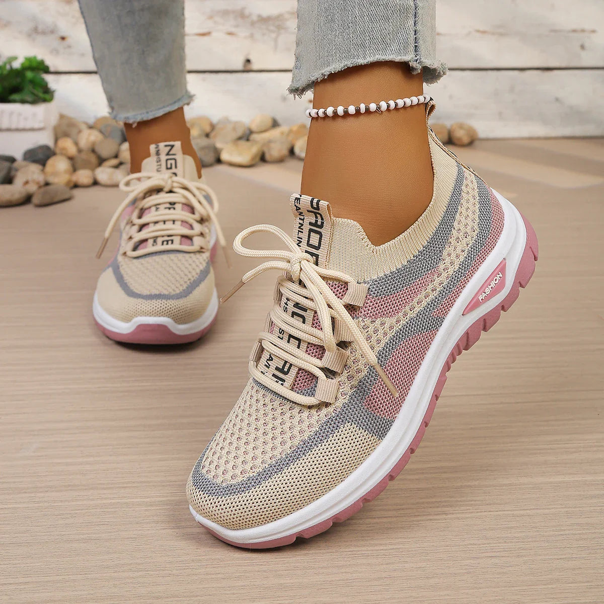 Women's shoes summer 2026 casual sneaker new style two-color single shoes, versatile, casual and fashionable work shoes