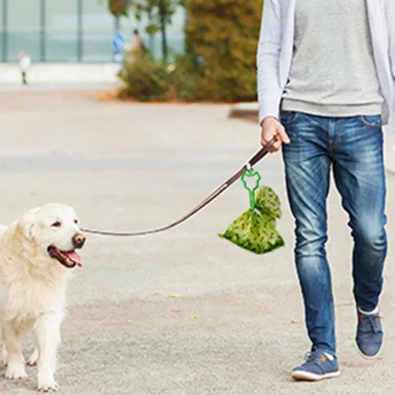 Dog Poop Bag Holder Pet Waste Carrier Clip Hands-Free Dog Leash Dispenser Outdoor Walking Puppy Poop Bags Clip Easy To Carry