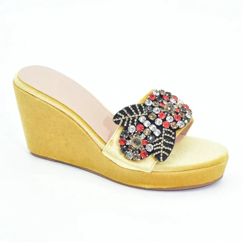 African Women Party Pumps Decorated with Rhinestone Shoes for Wedding Women Wedges Shoes for Women Platform Heels Nigerian Pumps