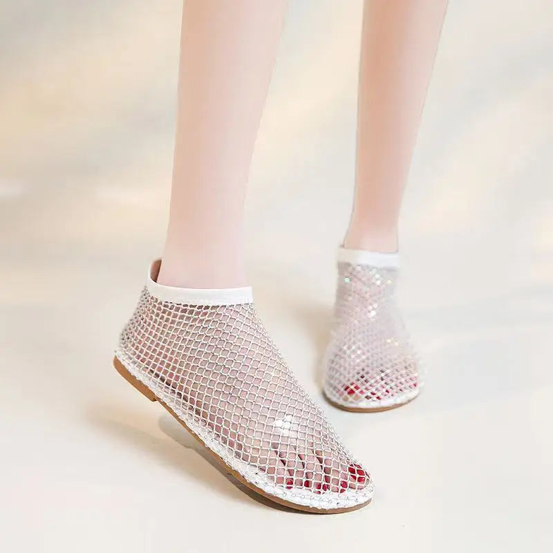 Luxury brand Women's New Round Toe Flat Bottom Slippers Hollow Short Boots Water Diamond Sexy Flat Bottom Banquet Sandals