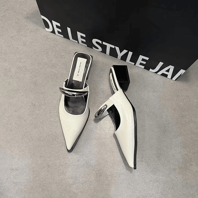 Summer Women Cover Toe Mules Slippers Fashion Metal Decoration Thick Heel Slide Shoes Comfort Street Style Footwear