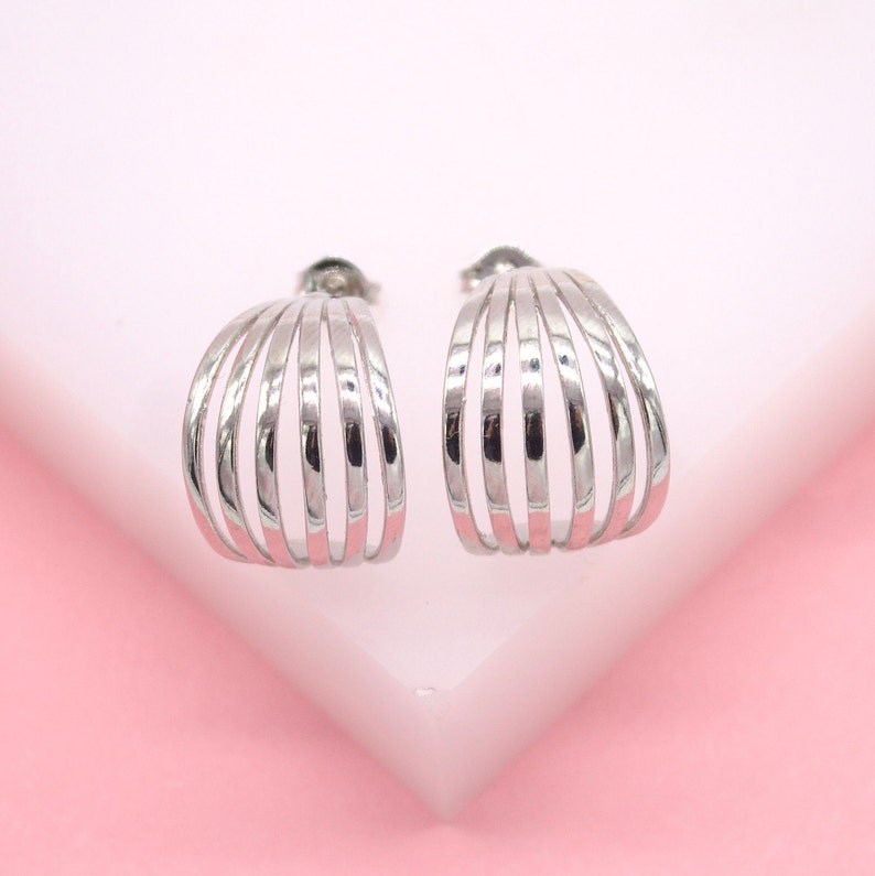18K Gold Filled Striped Design Stud Earring (L26)