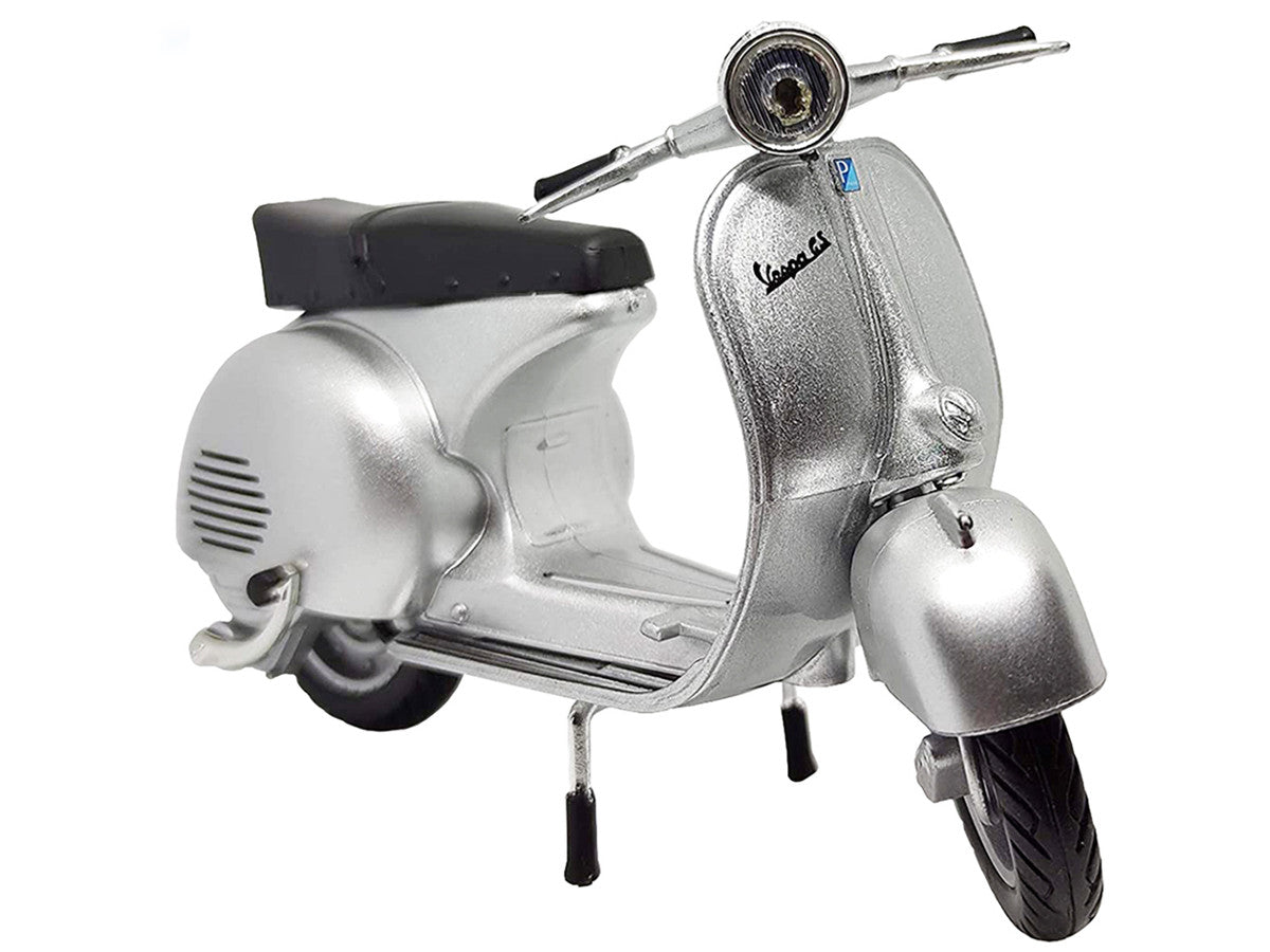 Vespa 150 GS Silver Metallic 1/12 Diecast Motorcycle Model by New Ray
