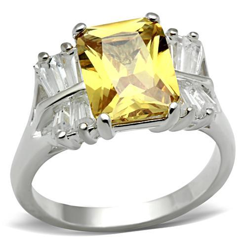 SS012 - Silver 925 Sterling Silver Ring with AAA Grade CZ in Topaz