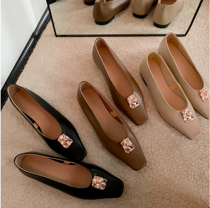 Fashionable Women's Flat Shoes with Metal Accents