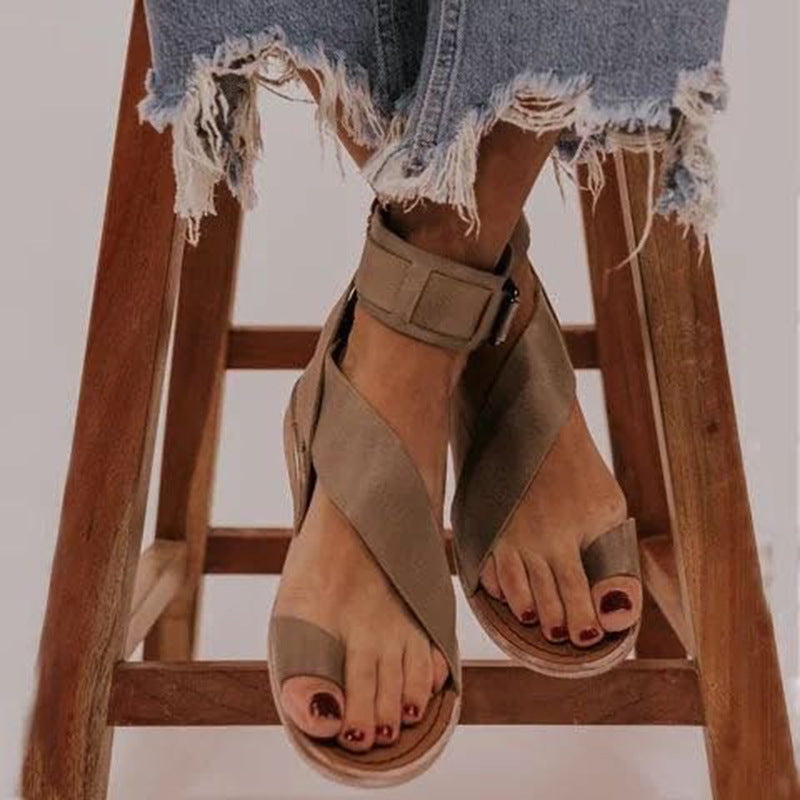 Plus Size Roman Style Women's Buckle Toe Slippers Flat Sandals