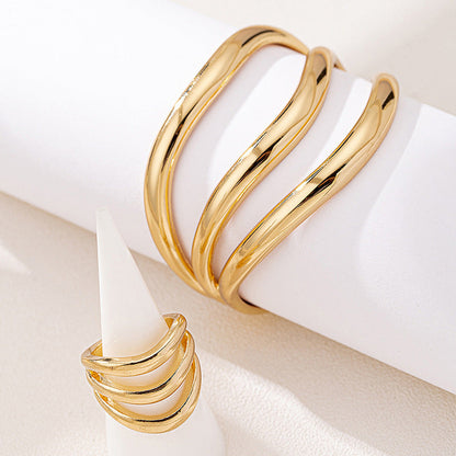 Personalized Retro Women's Ring Bracelet Ornament Suit