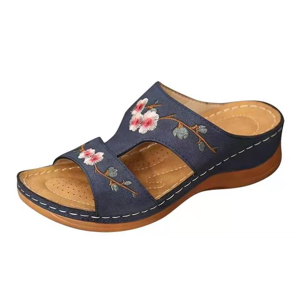 Wedge Heel Retro Stitched Embroidered Ethnic Style Women's Platform Slippers