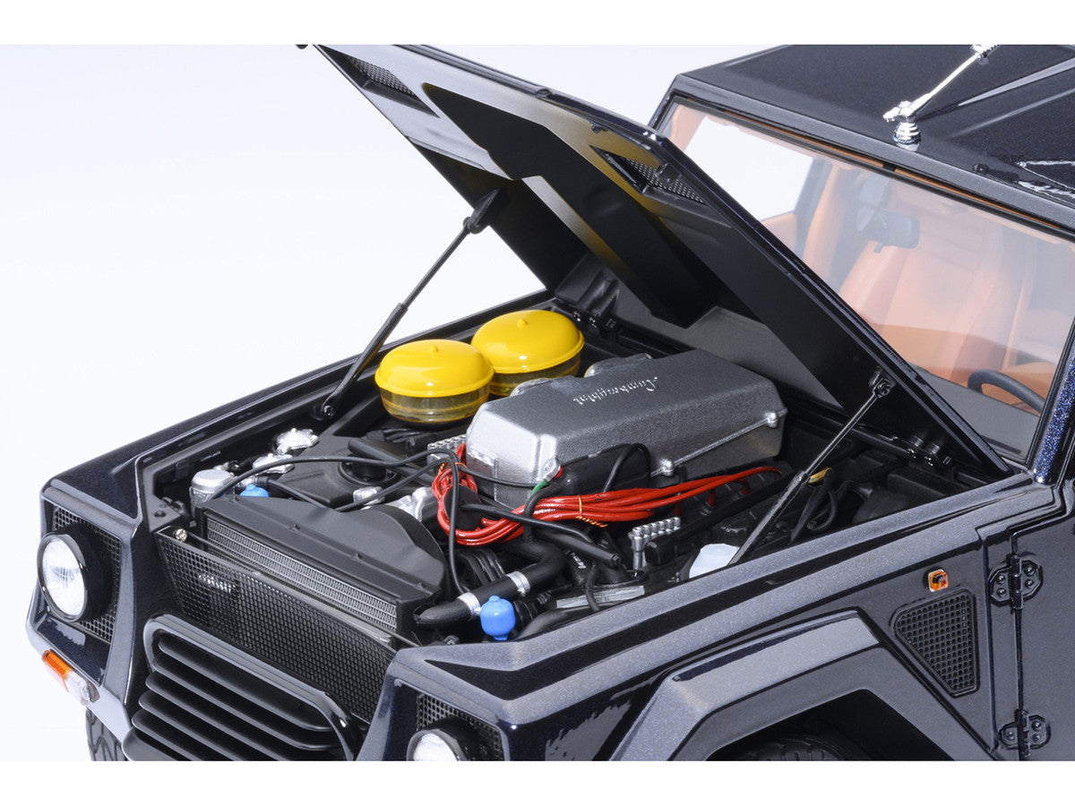 Lamborghini LM002 Blu Acapulco Blue Metallic 1/18 Model Car by Autoart