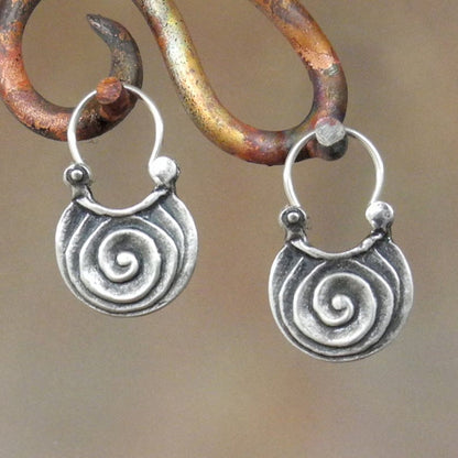 Simple Geometric Gypsy Curved Metal Ear Ring