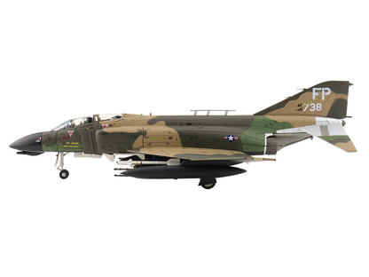 McDonnell Douglas F-4D Phantom II Fighter-Bomber Aircraft "66-8738 Night Owl 497th TFS Ubon RTAFB Thailand" (1972) United States Air Force "Air Power Series" 1/72 Diecast Model by Hobby Master