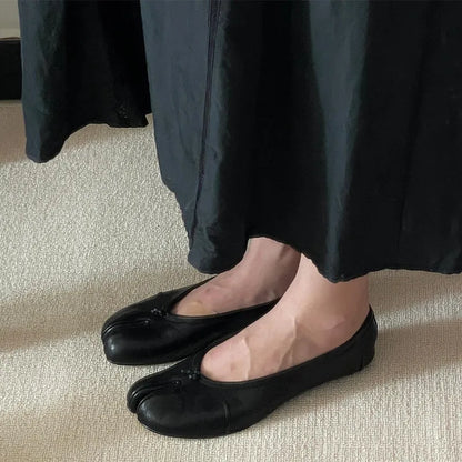Split Toe Women Ballet Flats Fashion Tabi Shoes Casual Slip-on Loafers Ladies Pleated Leather Espadrilles Zapatillas Mujer