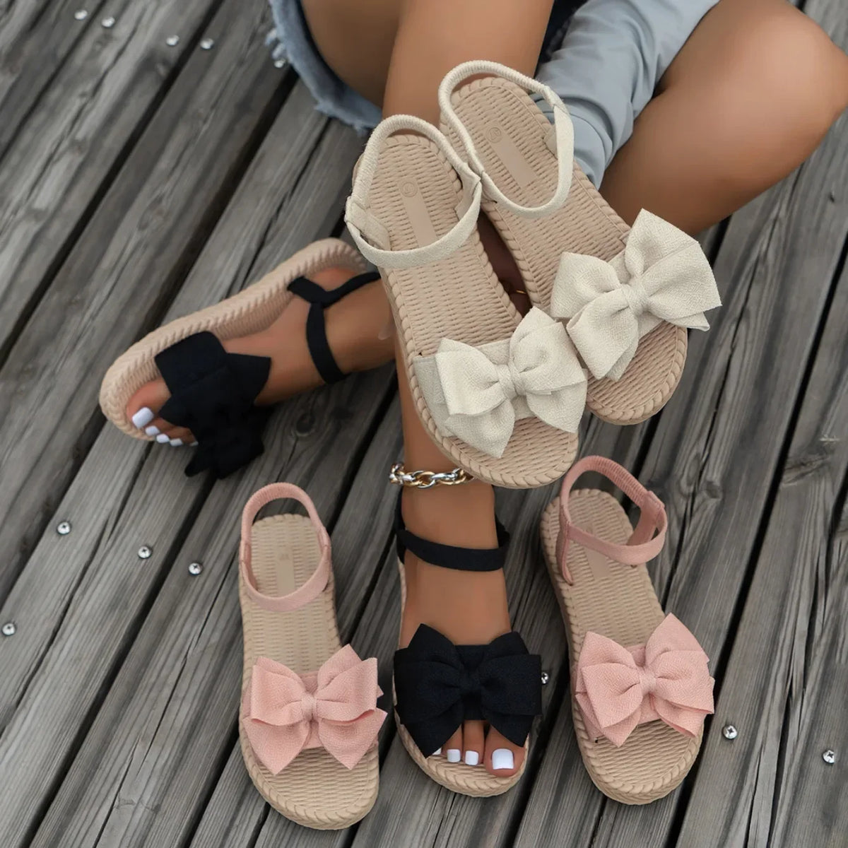 Women Sandals 2024 New Summer Lightweight Sandals Fashion Beach Casual Slippers Outdoor Bow Tie Flat Shoes Home Slides Women