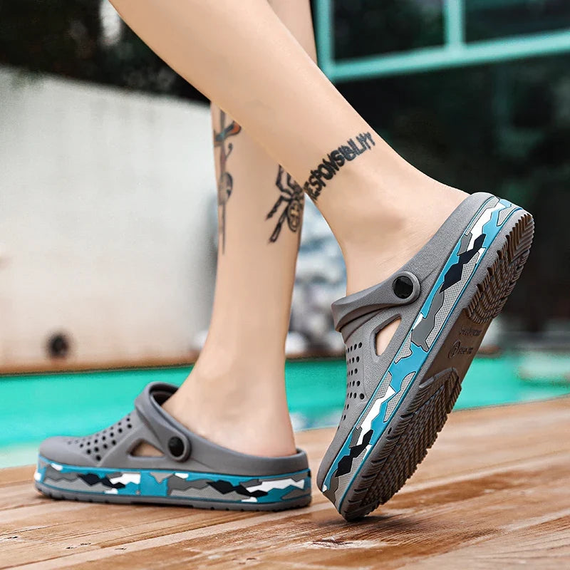 Men's summer casual hole shoes non slip lightweight breathable Two wearing men's sandals fashion comfort beach shoes slippers