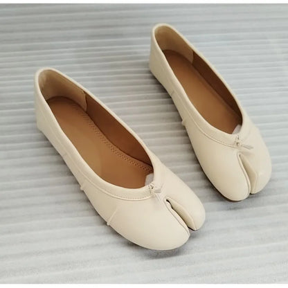 Split Toe Women Ballet Flats Fashion Tabi Shoes Casual Slip-on Loafers Ladies Pleated Leather Espadrilles Zapatillas Mujer