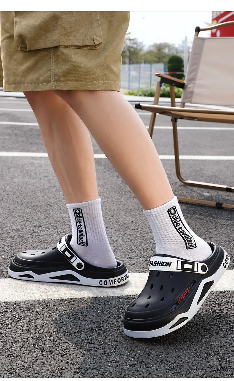 New fashion sandals Men's EVA casual comfortable hole garden shoes outdoor men's beach sandals indoor home unisex slippers