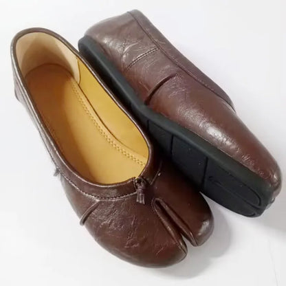 Split Toe Women Ballet Flats Fashion Tabi Shoes Casual Slip-on Loafers Ladies Pleated Leather Espadrilles Zapatillas Mujer