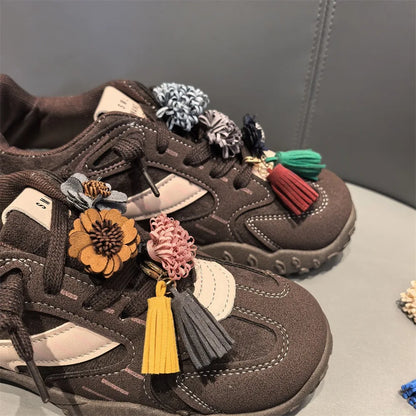 1Pcs Autumn Winter Maillard Tassel Pendant Shoe Charms Leather Flower Shoelace Buckle Sports Shoe Decoration Accessory Buckle