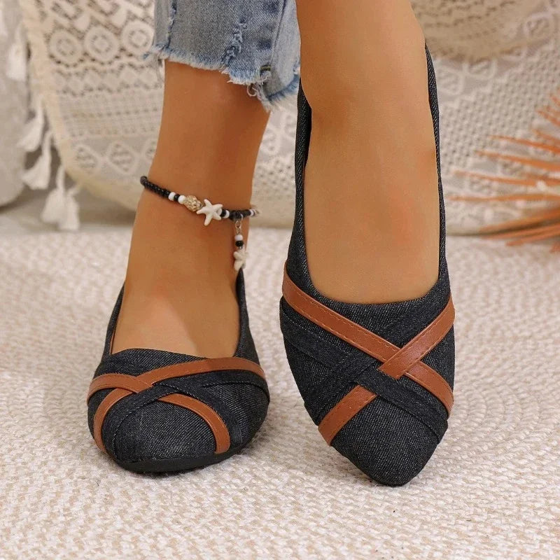 2025 Spring and Autumn New Fashionable Breathable Comfortable Flat Shoes Anti slip Large Women's Shoes Casual Shoes