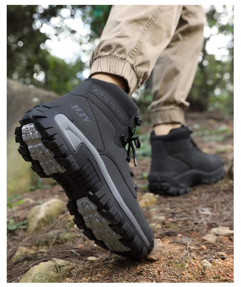 New Men's Boots Fashion Outdoor Boots Breathable Hiking Boots Autumn Shoes Sneakers Lightweight Non-slip Men Desert Ankle Boots