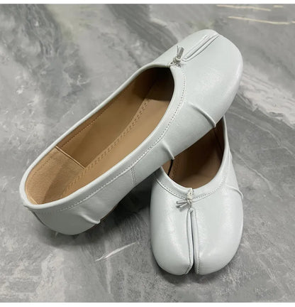 Split Toe Women Ballet Flats Fashion Tabi Shoes Casual Slip-on Loafers Ladies Pleated Leather Espadrilles Zapatillas Mujer