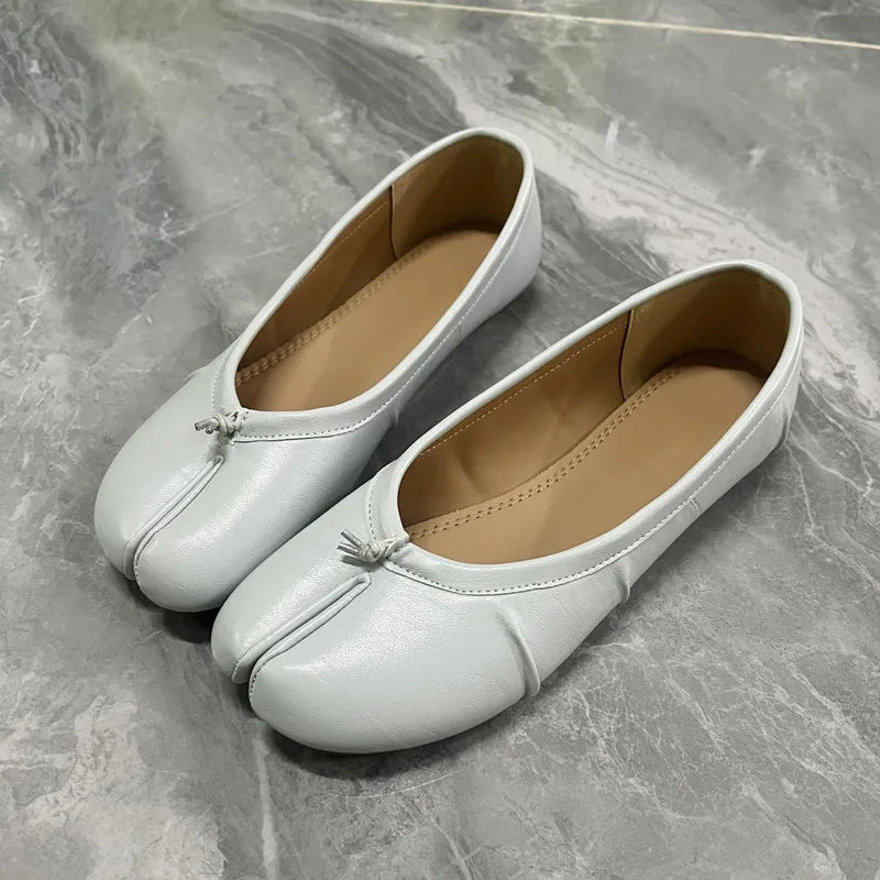 Split Toe Women Ballet Flats Fashion Tabi Shoes Casual Slip-on Loafers Ladies Pleated Leather Espadrilles Zapatillas Mujer