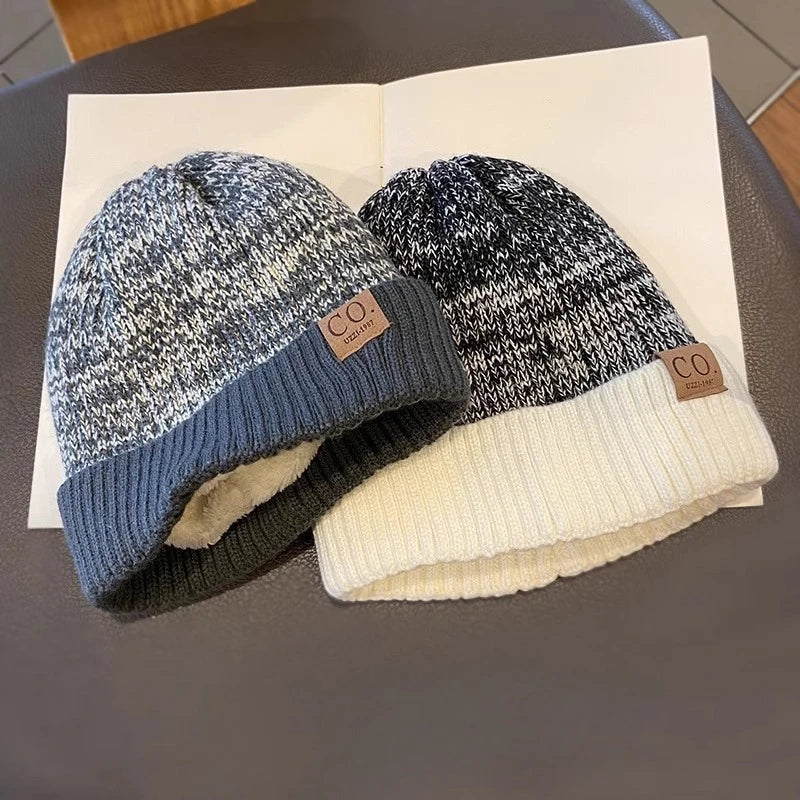 New Unisex Two-Tone Winter Hats for Men and Women - Stylish Fleece-Lined Knit Hats for Casual Winter Wear