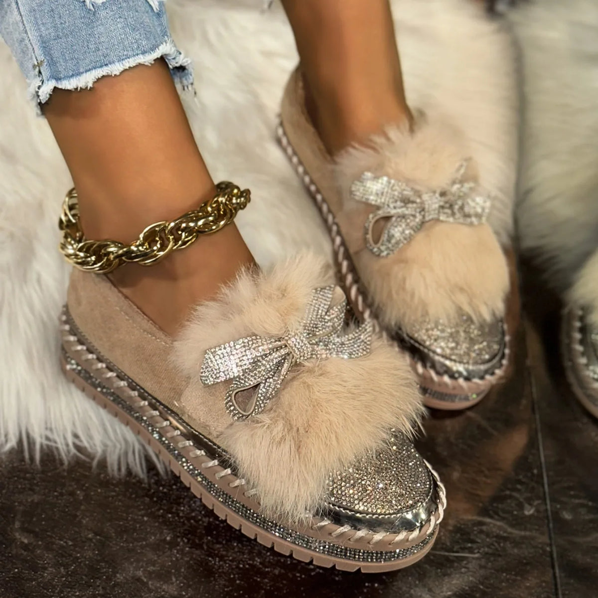 Trend Women Sneakers Furry Crystal Bow  Women Casual Shoes Flat Platform Loafers Short Plush Warm Autumn Winter Sneakers Woman