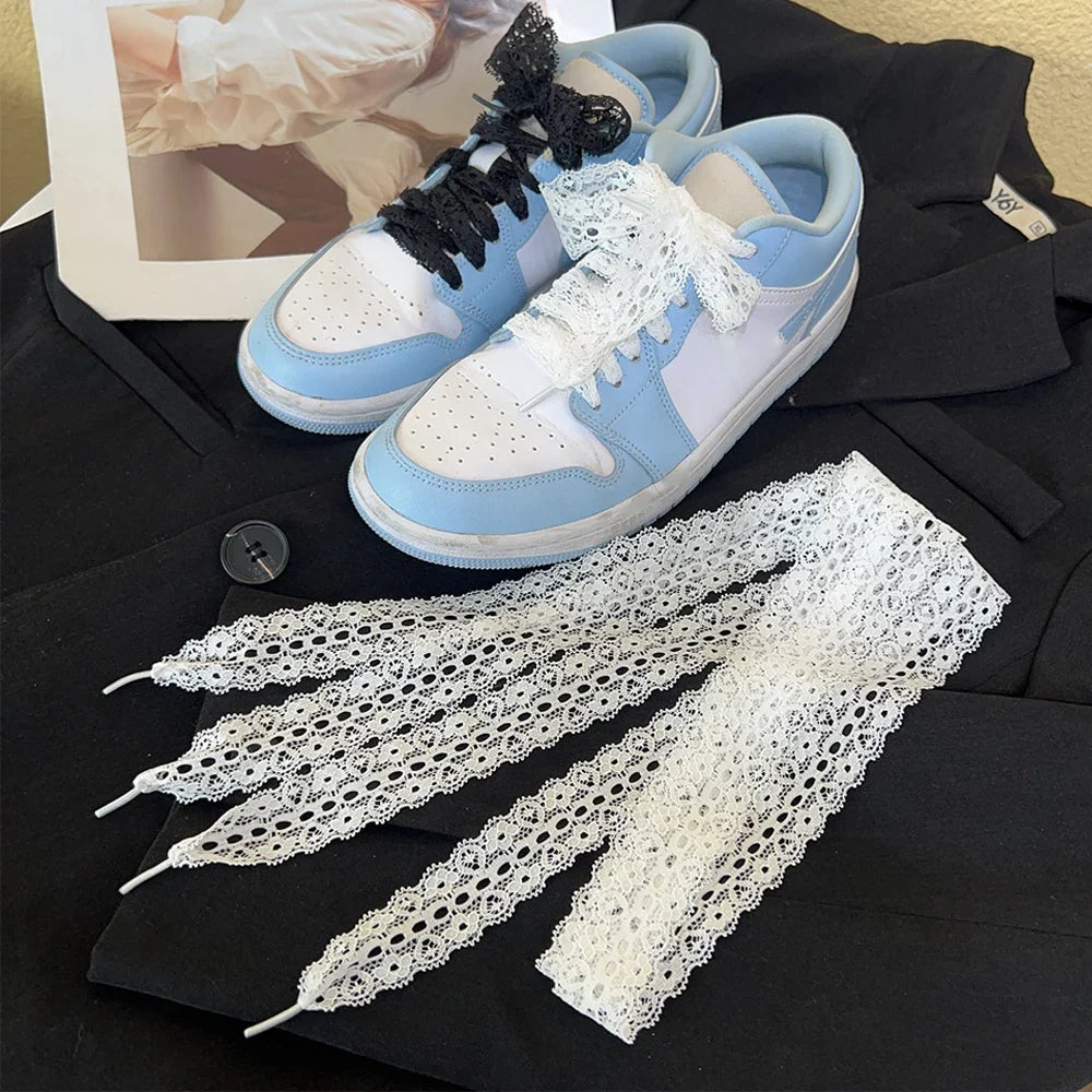 1/4Pairs Fancy Lace 3CM Wide Flat Shoelaces Sneakers Women Casual Shoes Black White Fashion Shoe Strings Replacement Accessories