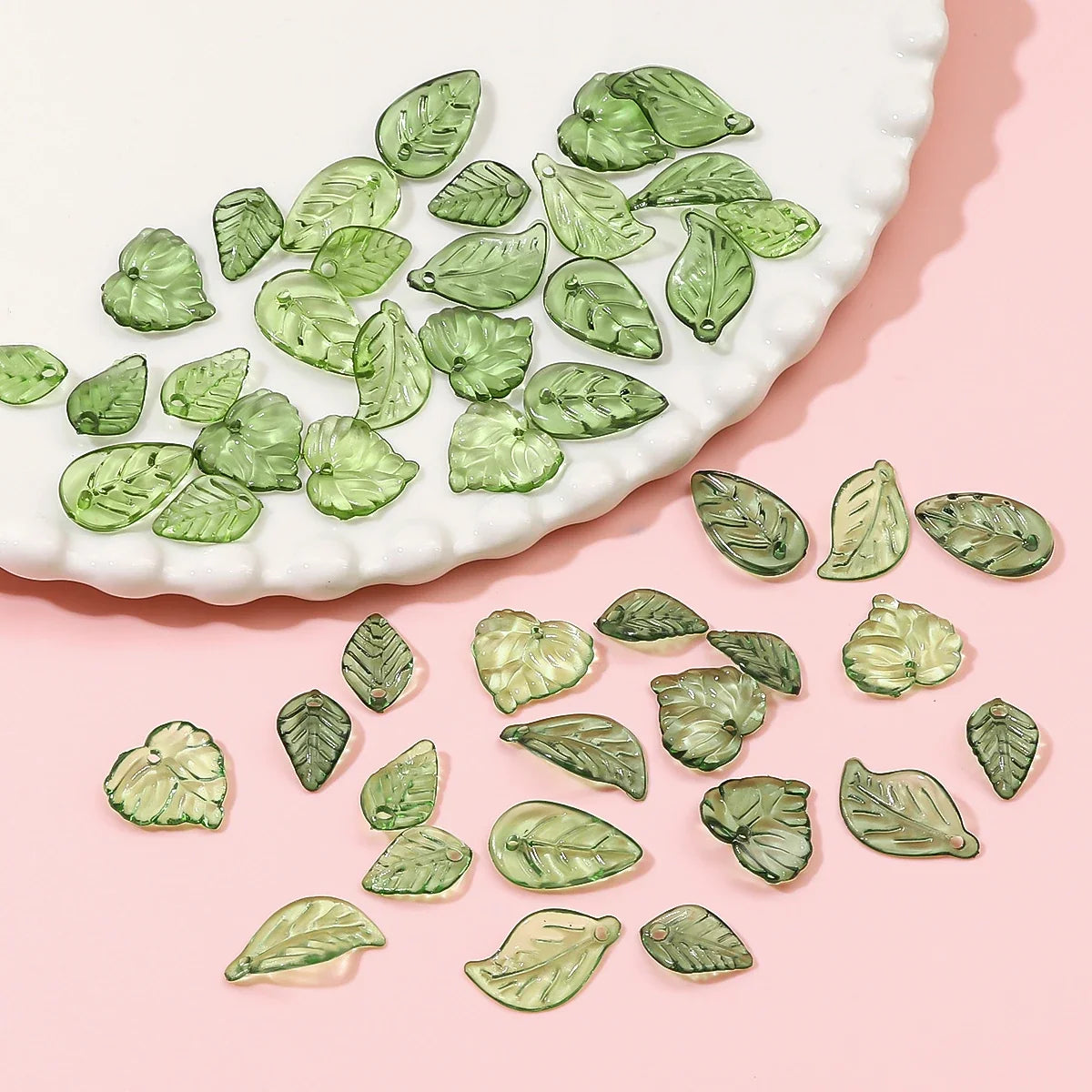 100pcs Acrylic Mini Small Tree Leaf Hand Beaded DIY Handmade Necklace Earrings Loose Bead Separated Bead Jewelry Accessory Mater