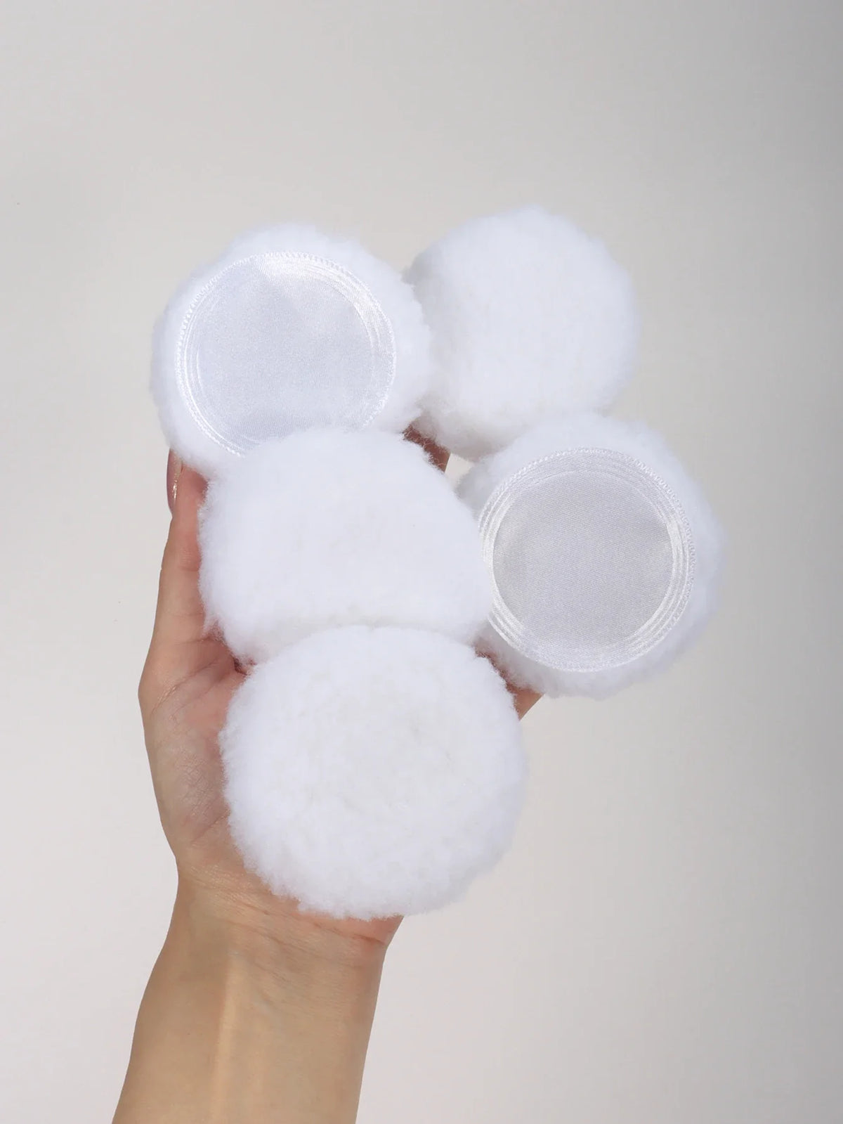 2-5-10-20Pcs Portable and Practical High-Grade White Round Powder Puff for Base and Fixing Makeup