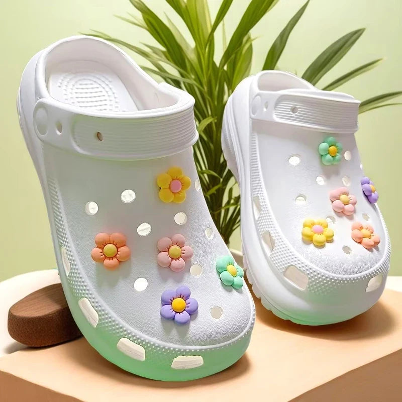 10PCS Fashion Shoe Charms Set Accessories Hole Shoe Buckle 5 Petal Flower DIY 3D Shoes Decorations for Bogg Bag Gift