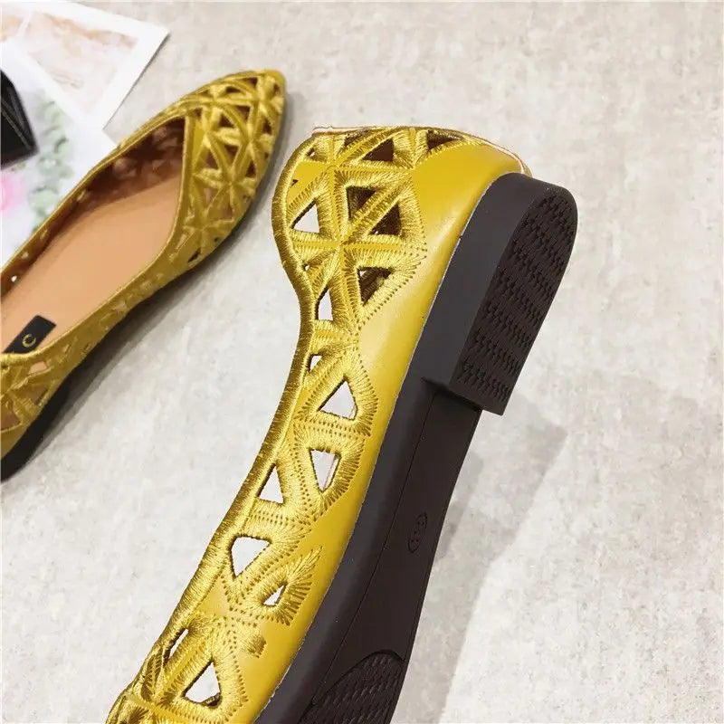 Flat Shoes Women 2026 Summer Pointy Joker Hollow Leisure Commuter Flat Spring Elegant Women's Shoes Breathable Hole Shoes