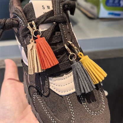 1Pcs Autumn Winter Maillard Tassel Pendant Shoe Charms Leather Flower Shoelace Buckle Sports Shoe Decoration Accessory Buckle