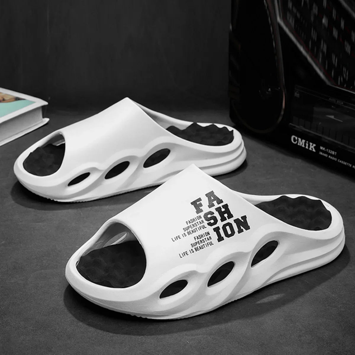 Men Fashion Massage Slippers Indoor/Outdoor Sandals Beach Flip Flop Thick Sole Male Slides Summer Non-Slip Men Shower Slippers