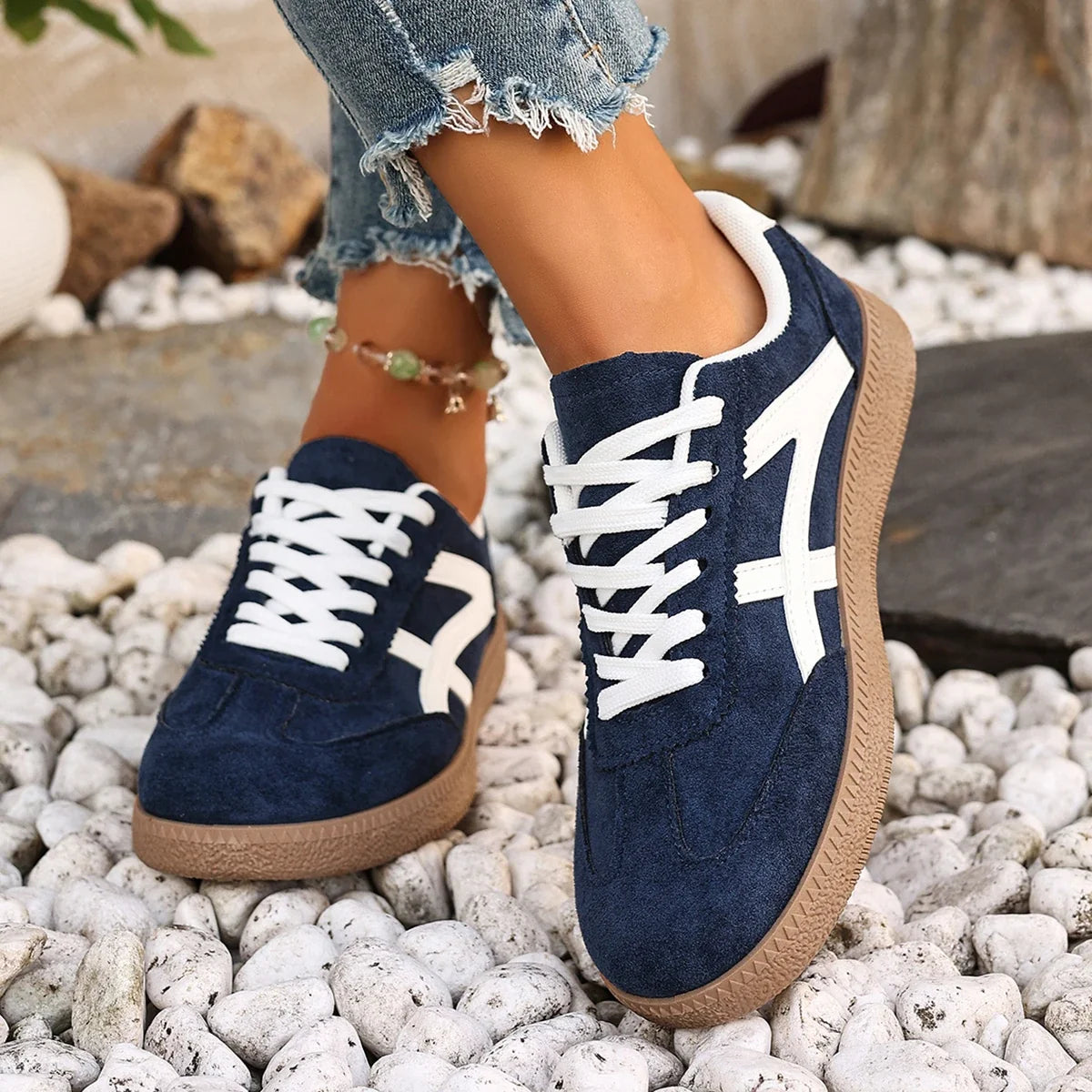 Women Sneakers 2026 Fashion Casual Flats Vulcanize Shoes Round Toe Lace Up Comfortable Flat Shoes for Women Zapatos De Mujer
