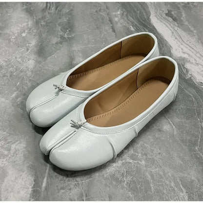 Split Toe Women Ballet Flats Fashion Tabi Shoes Casual Slip-on Loafers Ladies Pleated Leather Espadrilles Zapatillas Mujer