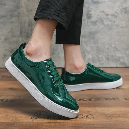 Spring Autumn Leather Shoes High Quality Patent Leather Casual Shoes Lace Up Sneakers Green Fashion Sole Designer Leather Shoes