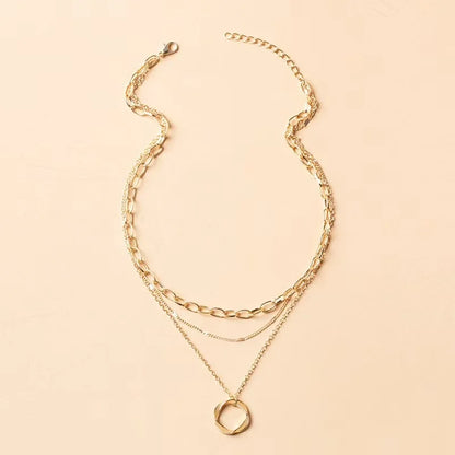 Fashionable cross-border new jewelry design round circle pendant necklace, exaggerated multi-layer versatile necklace.