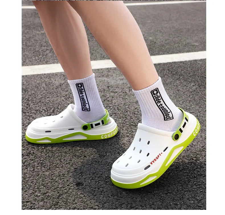 New fashion sandals Men's EVA casual comfortable hole garden shoes outdoor men's beach sandals indoor home unisex slippers