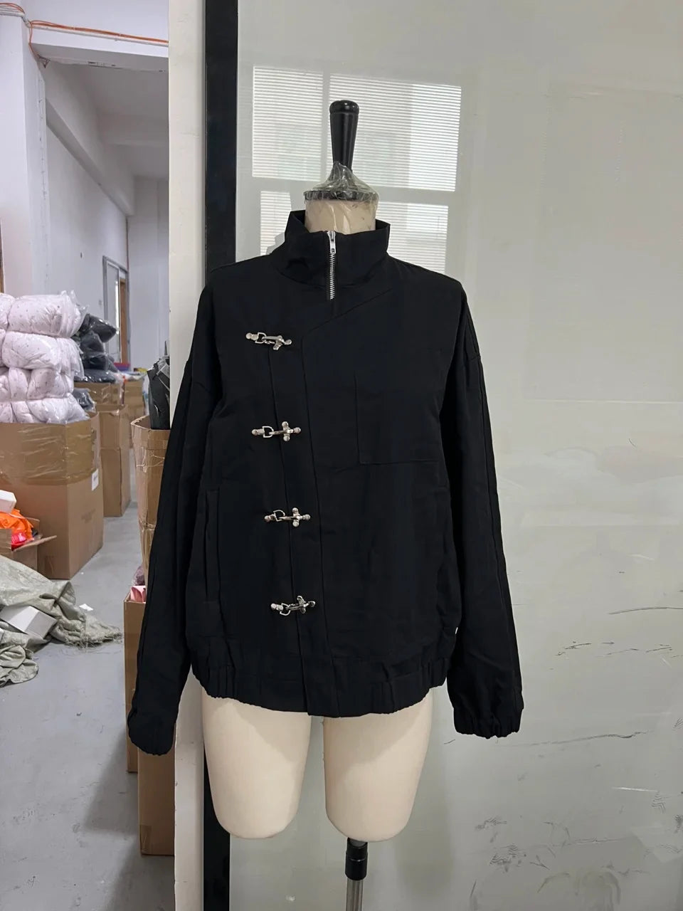 2026 Single Breasted Buckle Zipper Design Versatile Jacket Lady Trendy Elegant Tops Spring Loose Casual Stand Collar Street Coat