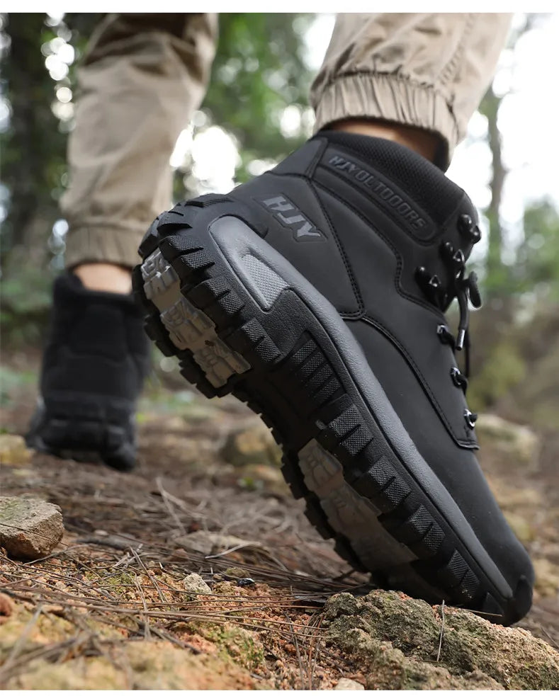 New Men's Boots Fashion Outdoor Boots Breathable Hiking Boots Autumn Shoes Sneakers Lightweight Non-slip Men Desert Ankle Boots