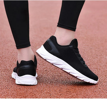 Men's Casual Sports Shoes Men's Black Mesh Breathable Running Shoes Soft Bottom Light Flat Bottom Work Shoes