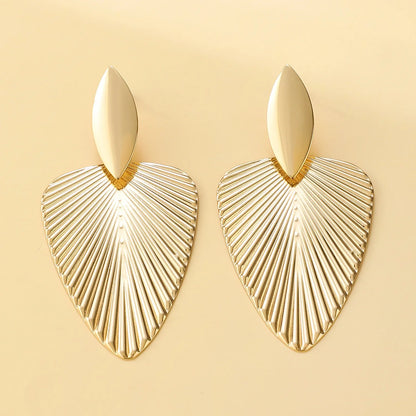 Advanced Metal Textured Leaf  Pendant Big Earrings Women's Exaggerated Fashion Party Jewelry Gold Color Geometry Drop Earring